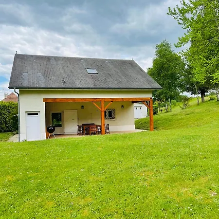 L'oree Des Roses, De Avec Jardin Et Piscine Holiday home *